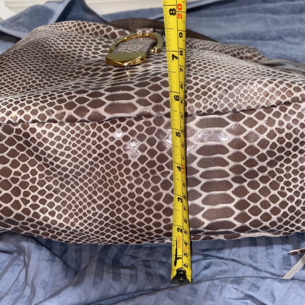 Nwot G.I.L.I.  100% Leather Large  hobo Snakeskin Fringe Bag - Picture 12 of 16